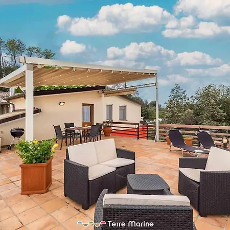 Quadro D'autore, Terre Marine Apartment
